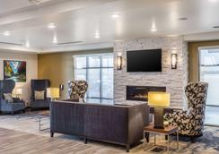 Comfort Inn And Suites Salt Lake City Airport 94 1 3 9 Salt