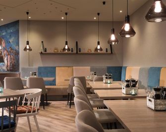 Ramada by Wyndham Flensburg - Фленсбург - Ресторан