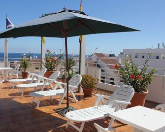 Hotel Sun Holidays - פוארטו דה לה קרוס - מרפסת