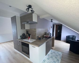 At Léa's cozy little nest - Stosswihr - Kitchen