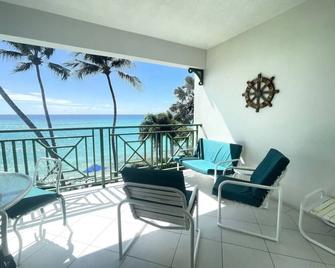 Condominium apartment in front of Beach - Worthing