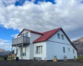 Sauðanes Guesthouse - Hofn - Gebouw