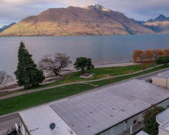 Lakeside Backpackers - Queenstown