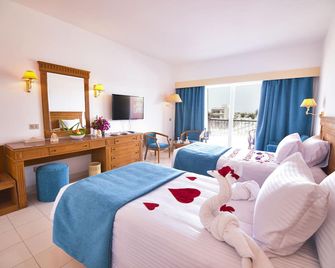 Mg Alexander The Great Hotel - מרסה עלאם - חדר שינה