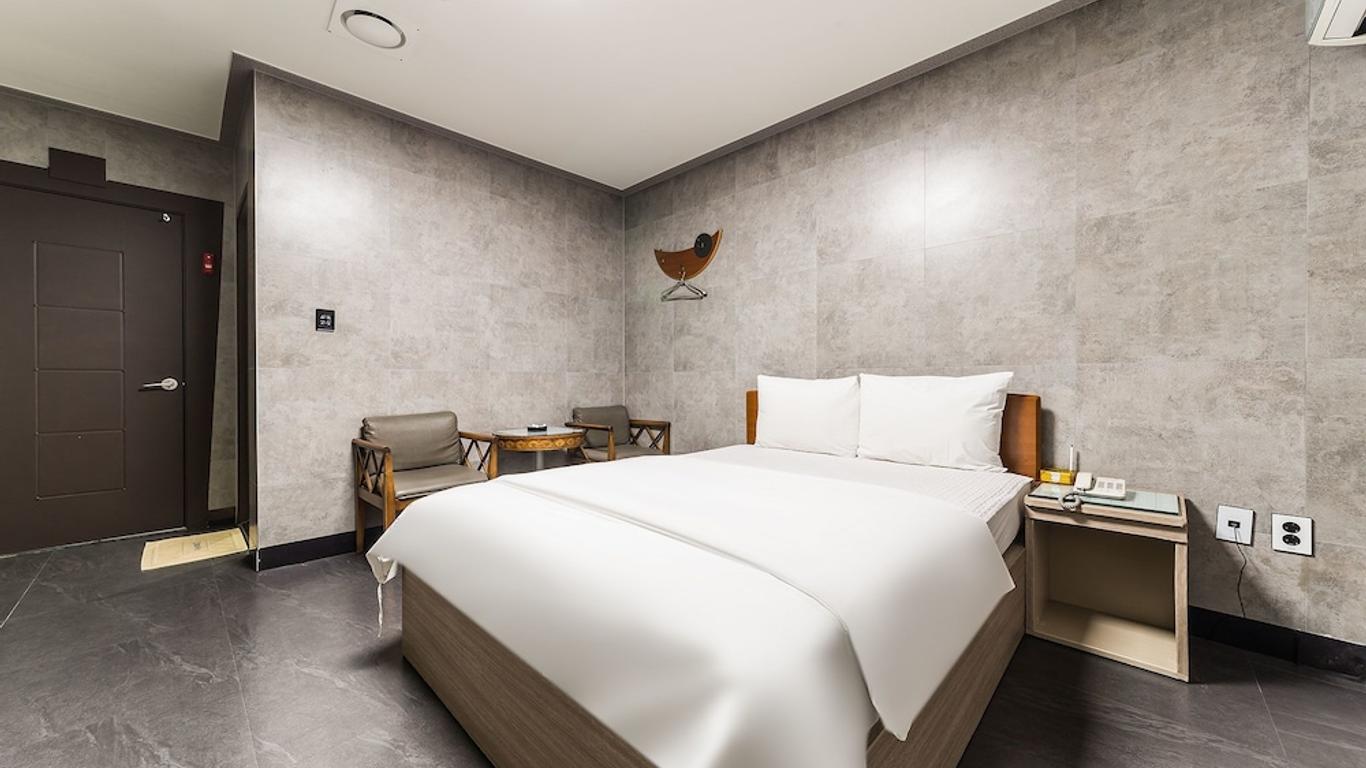 Ilsan Daehwa Luxor Hotel