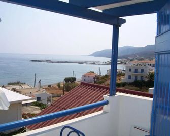 Pelagia Beach Studios - Agia Pelagia - Balkón