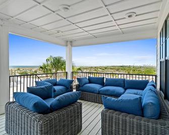 Upscale home in Gated Community, Private Pool, Pet Friendly. Sugar Sands MXB - Mexico Beach - Balcón