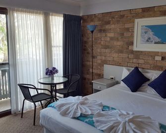 Port Stephens Motel - Taylors Beach