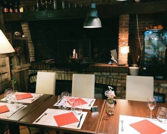 Hotel Restaurant L'eolienne - Dieppe - Ravintola