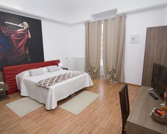 Al Bastione Relais Suite & Rooms - Gravina in Puglia - Habitación