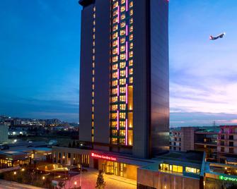 Hilton Garden Inn Istanbul Airport - Istanbul - Building