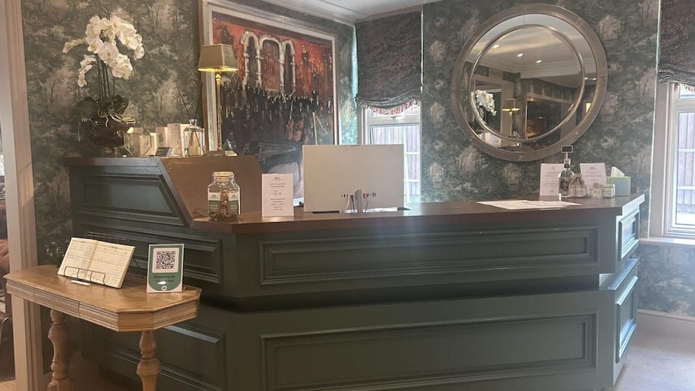 Moorhill House Bed & Breakfast