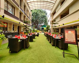 Citrus Hotel Lonavala - Lonavala - Ristorante
