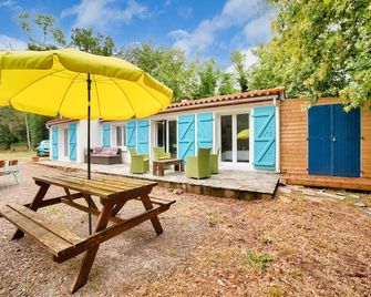 850m de la plage maison neuve pour 6 en foret - Longeville-sur-Mer - Patio
