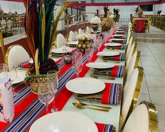 제리코 호텔 앤드 컨퍼런스 - 토호얀도우 - 레스토랑