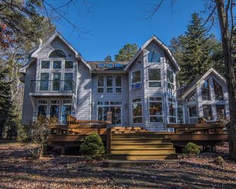 Sunset View - Swanton - Edificio