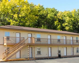 Budget Host Golden Wheat Motel - Junction City - Bygning