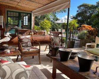 Villa Serena Bed & Breakfast - Embu das Artes