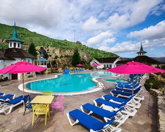 Madonna Inn - San Luis Obispo