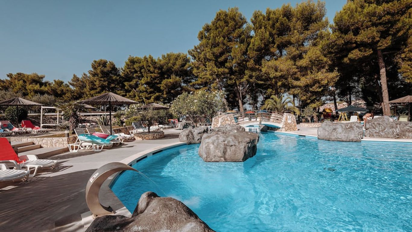 Matilde Beach Resort