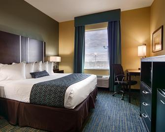 Best Western Plus Carrizo Springs Inn & Suites - Carrizo Springs - Bedroom