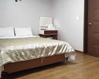 Meta Pension, Damyang - Damyang - Habitación