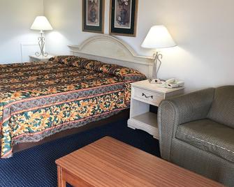 Claridge Inn - Waynesboro - Bedroom