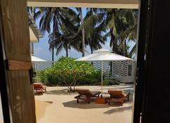Dahoni Zanzibar - Your Beach Home In Africa - Pongwe - Patio