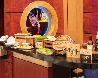 Pier 5 Hotel Baltimore - Baltimore - Buffet