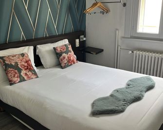Hotel Au Spatial - Amiens - Bedroom