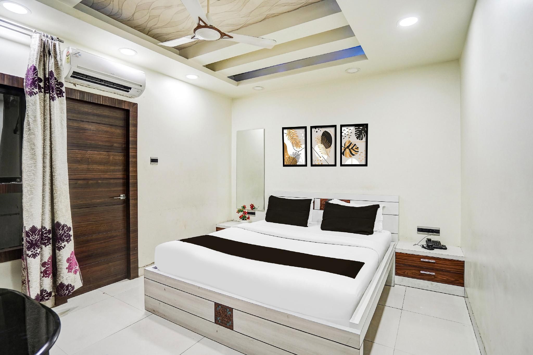 Hotel Arjun International - لكناو - غرفة نوم