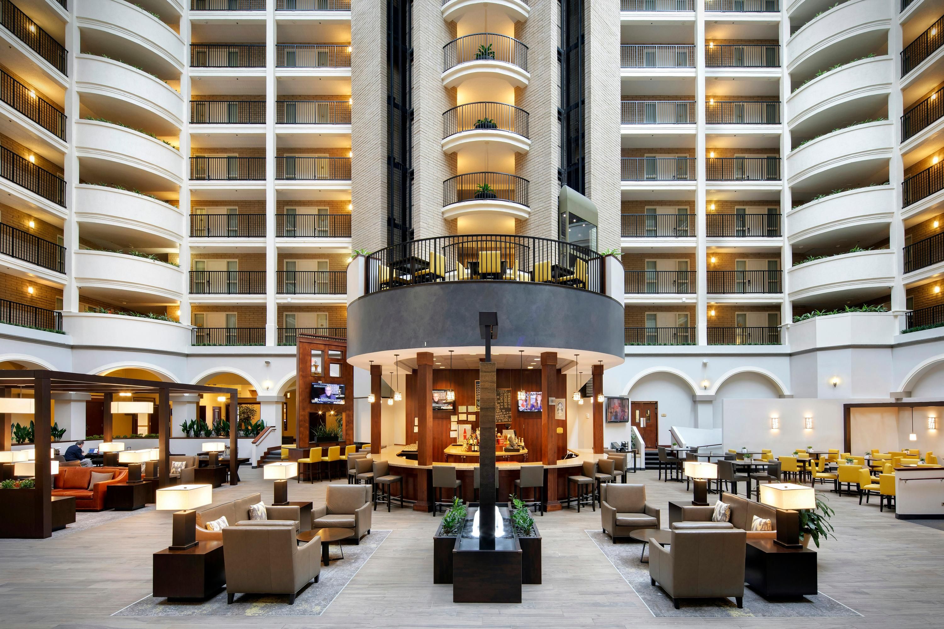 Embassy Suites by Hilton Dallas Park Central Area - דאלאס - לובי