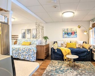 Unit 25 at The Lord Hampshire - Tilton - Huiskamer