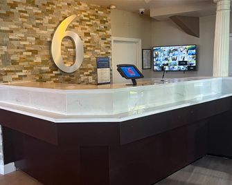 Motel 6 Lake City, Fl – Medical Center - Lake City - Resepsjon