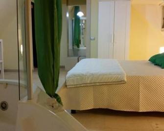 Sicilia Bedda B&B - Vittoria - Camera da letto