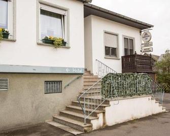 Hotel Pizzeria Venezia - Sohren - Building