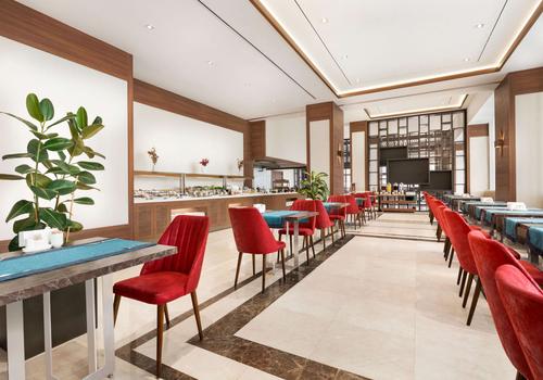 Ramada By Wyndham Beylikduzu 41 7 3 Istanbul Hotel Deals Reviews Kayak