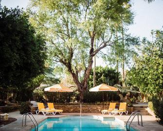 A Desert Boutique Hotel Just For You! Hot Mineral Pools & Sauna! - Desert Hot Springs - Bazén