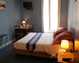 Hôtel Le Petit Château - Malakoff