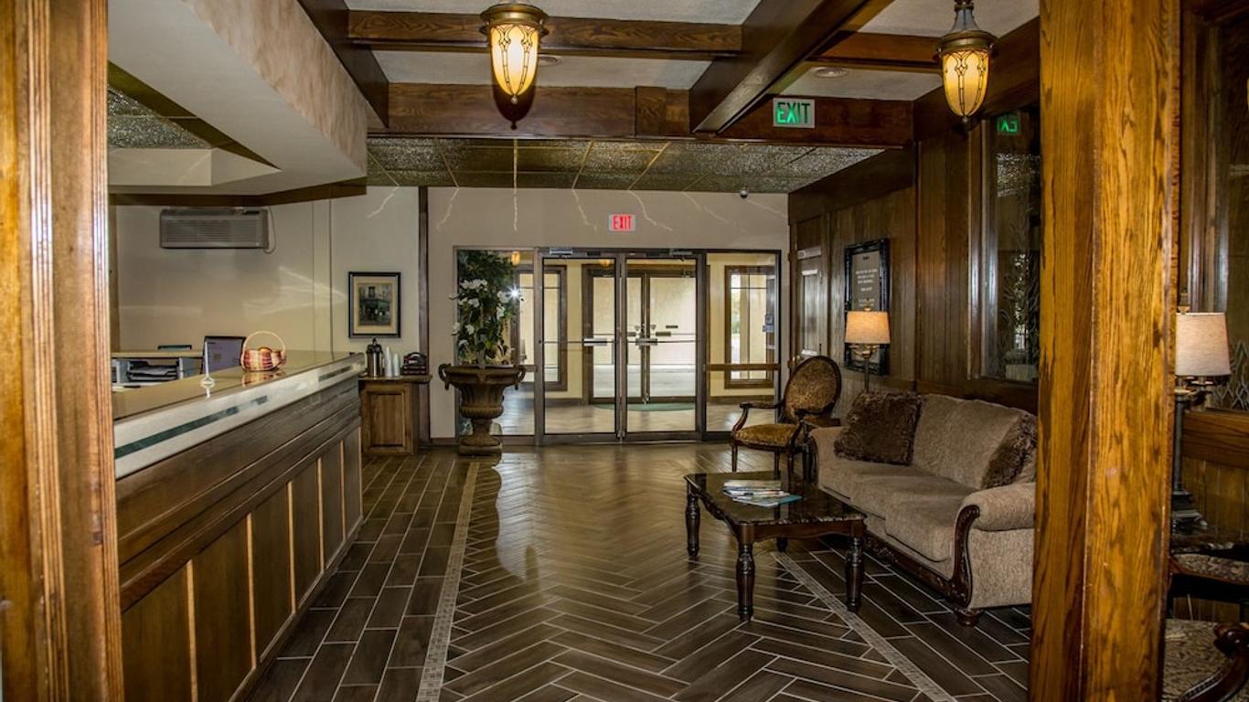 Baymont by Wyndham Fargo