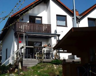 Fewo Am Wiesbachtal - Wehrheim - Gebouw