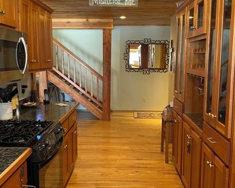 Holiday Discount 5 Br/3.5 Bath Gunnison Valley Home Gathering Place - Gunnison - Kitchen