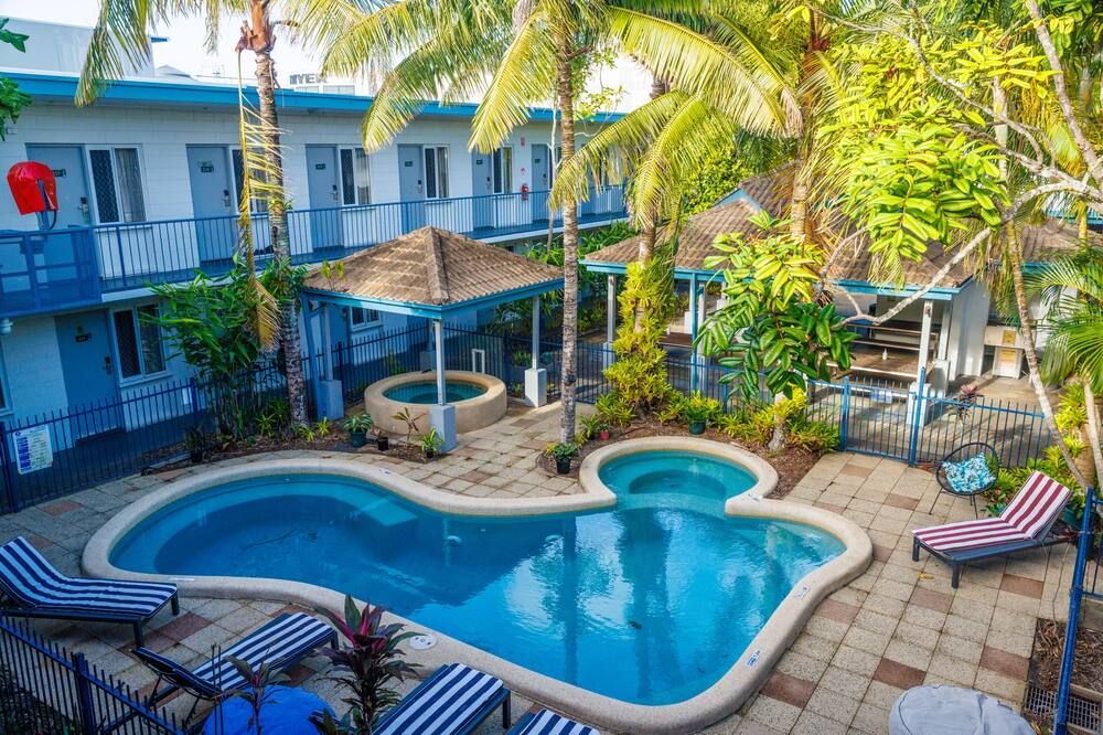 Yha Cairns Central - קיירנס - בריכה