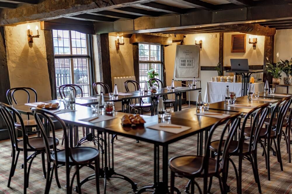 The Thatch Inn - גלוצ'סטר - מסעדה