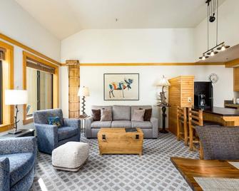 2796 Slopeside 2 Bedroom Condo by RedAwning - Keystone - Obývací pokoj