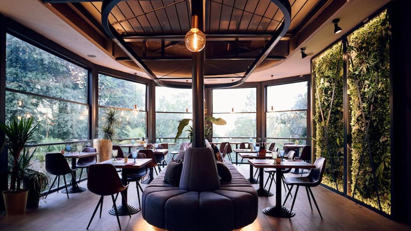 Hotel Paris