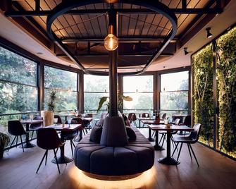 Hotel Paris - אופטייה - מסעדה