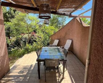 Residence Les Cigales - Porto-Vecchio - Patio