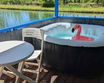 Cottage flottant jacuzzi privé en option gamme supérieure - Saint-Jean-de-Losne - Piscine