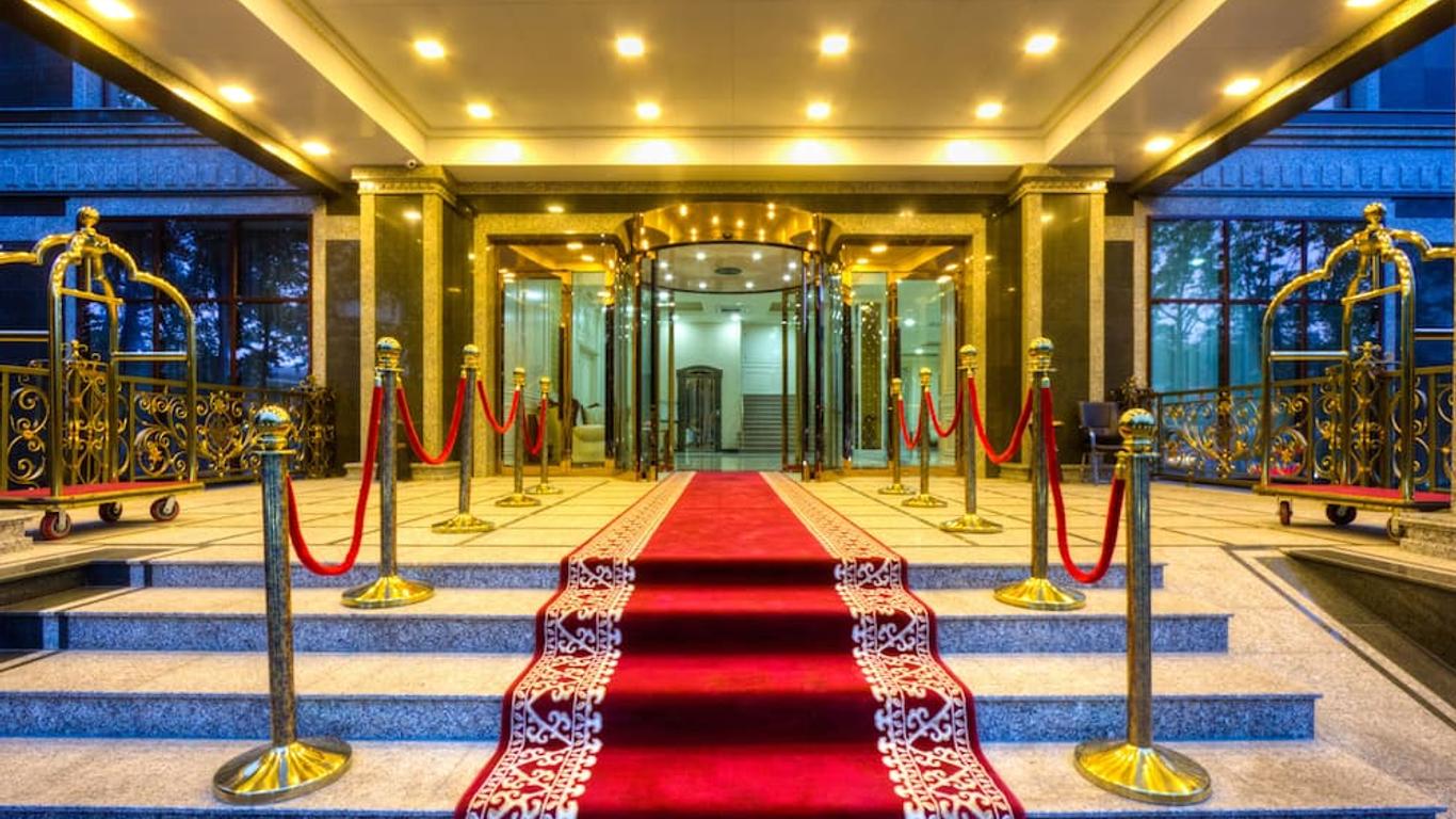 Plaza Hotel Bishkek